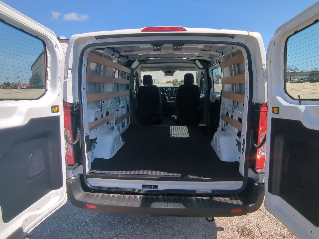 Used 2023 Ford Transit 250 - photo 10