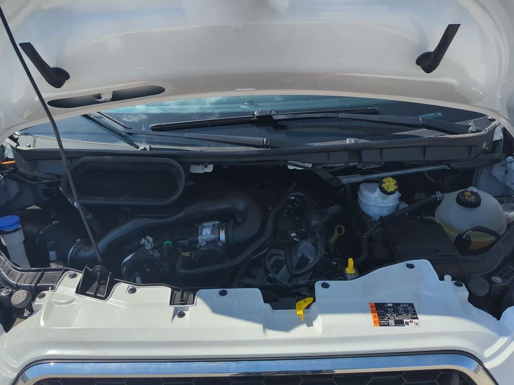 Used 2023 Ford Transit 250 - photo 5