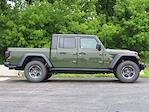 2021 Jeep Gladiator Crew Cab 4x4 Pickup for sale #25C548A - photo 3
