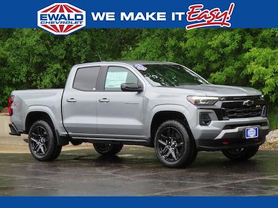 2025 Chevrolet Colorado Crew Cab 4WD Pickup for sale #25C688 - photo 1