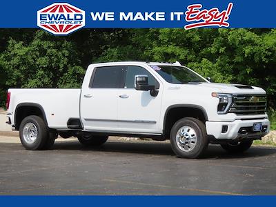 2025 Chevrolet Silverado 3500 Crew Cab 4WD Pickup for sale #25C729 - photo 1
