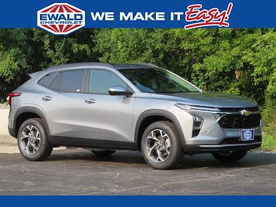 New 2025 Chevrolet Trax LT SUV for sale #25C856 - photo 1