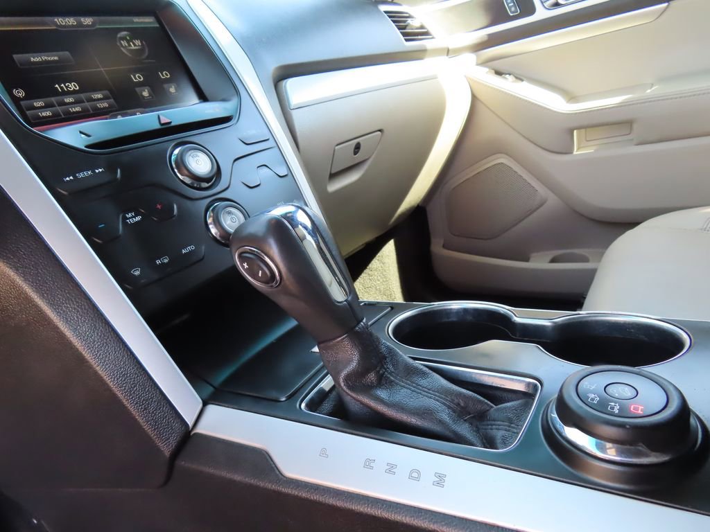 Used 2015 Ford Explorer - photo 8