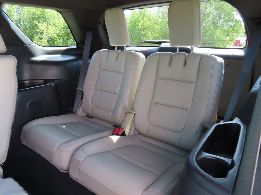 Used 2015 Ford Explorer - photo 17