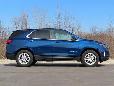Used 2023 Chevrolet Equinox - photo 1