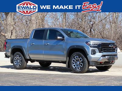Used 2023 Chevrolet Colorado - photo 1