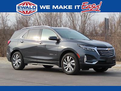 Used 2022 Chevrolet Equinox - photo 1