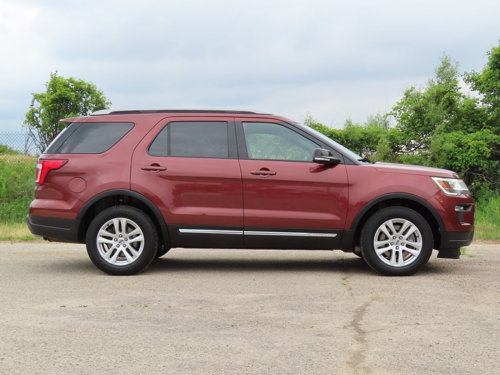 Used 2018 Ford Explorer - photo 6