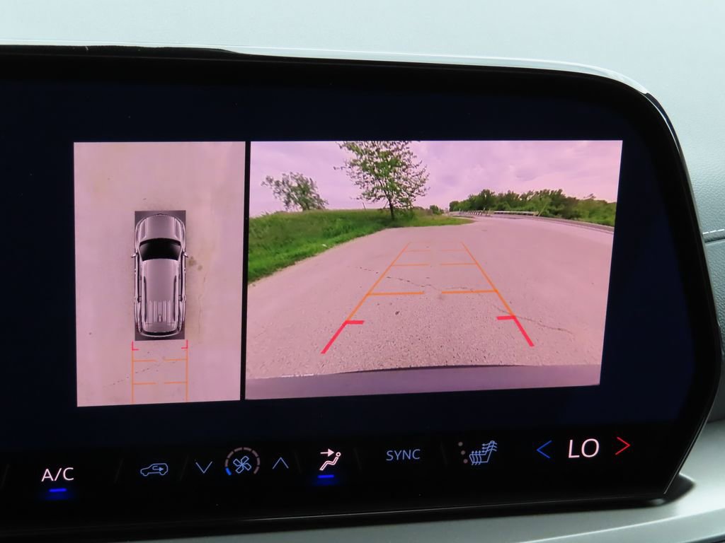 New 2026 Chevrolet Traverse - photo 11