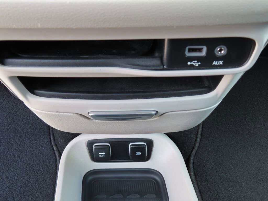 Used 2019 Chrysler Pacifica - photo 11