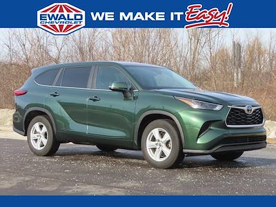 Used 2023 Toyota Highlander L for sale #26C77A - photo 1