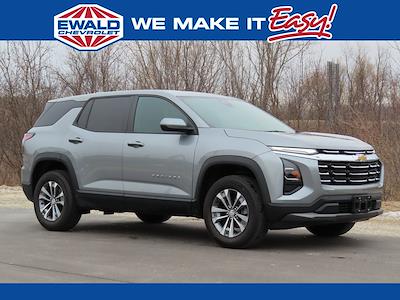 Used 2025 Chevrolet Equinox - photo 1