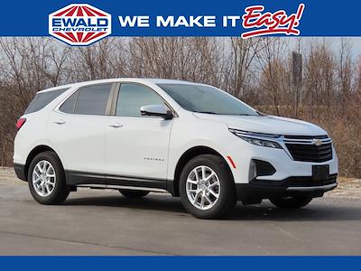 Used 2023 Chevrolet Equinox - photo 1