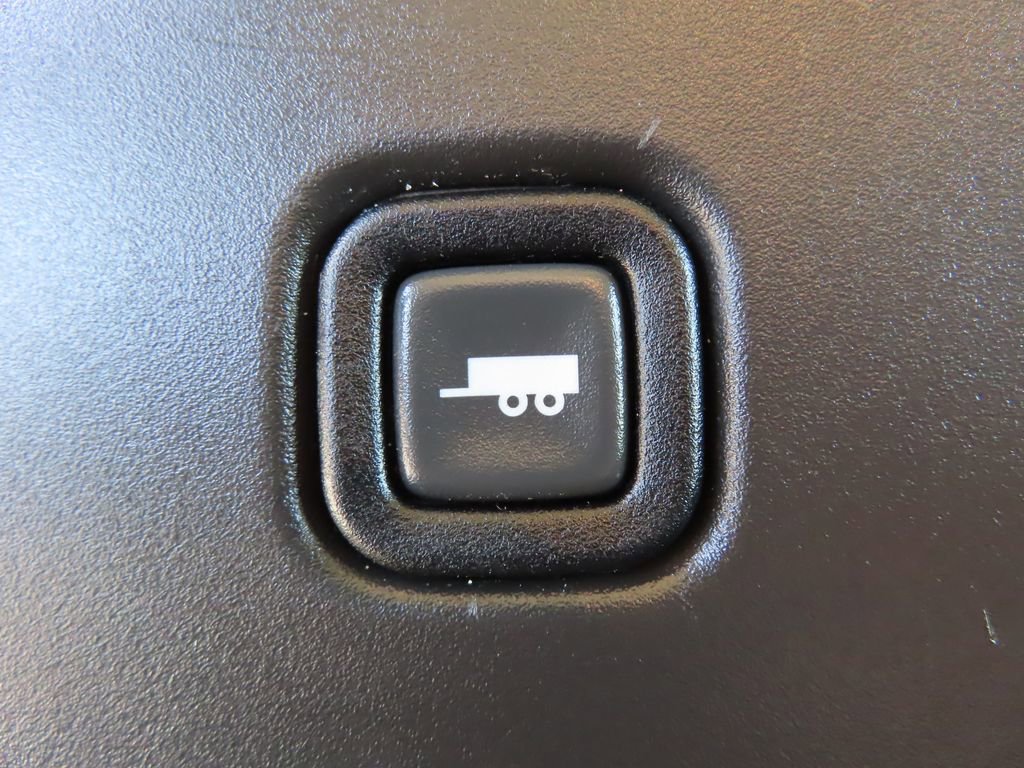 Used 2024 Chevrolet Express 2500 - photo 25
