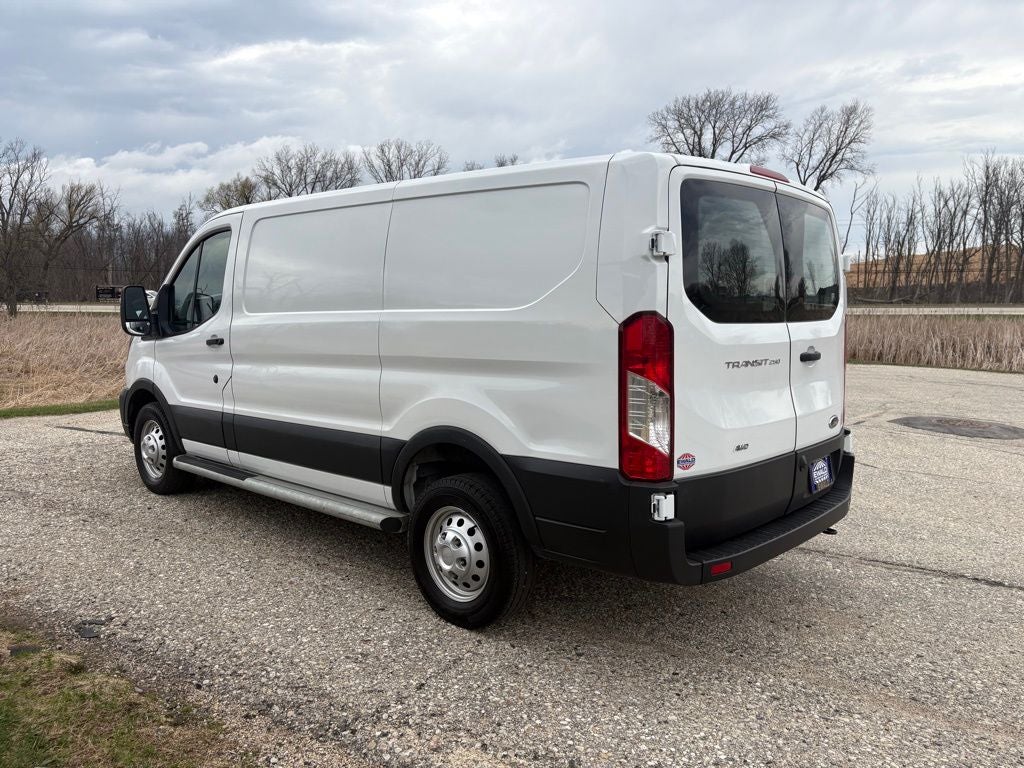 Used 2024 Ford Transit 250 - photo 5