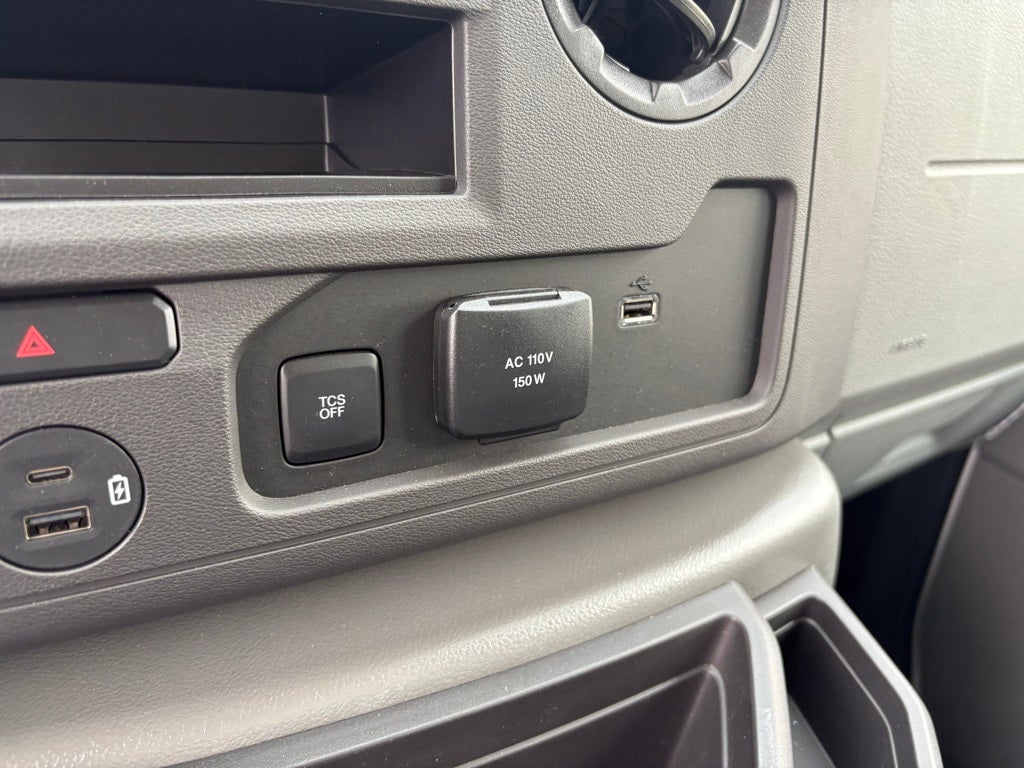 New 2025 Ford E-350 - photo 15