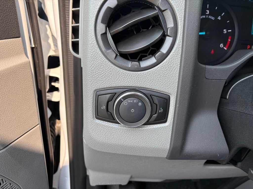 New 2025 Ford E-350 - photo 18