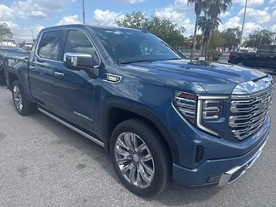 Used 2025 GMC Sierra 1500 - photo 1