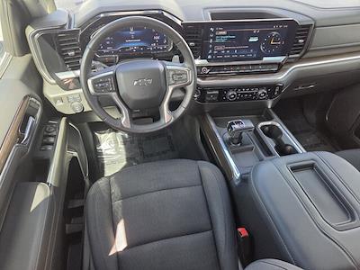 Used 2022 Chevrolet Silverado 1500 - photo 1