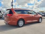 Used 2018 Chrysler Pacifica Touring L Minivan for sale #C262359A - photo 7