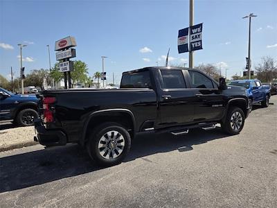 Used 2024 Chevrolet Silverado 2500 - photo 1