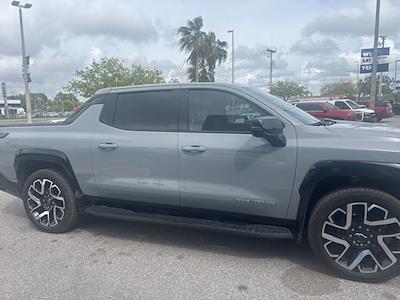 Used 2025 Chevrolet Silverado EV - photo 1