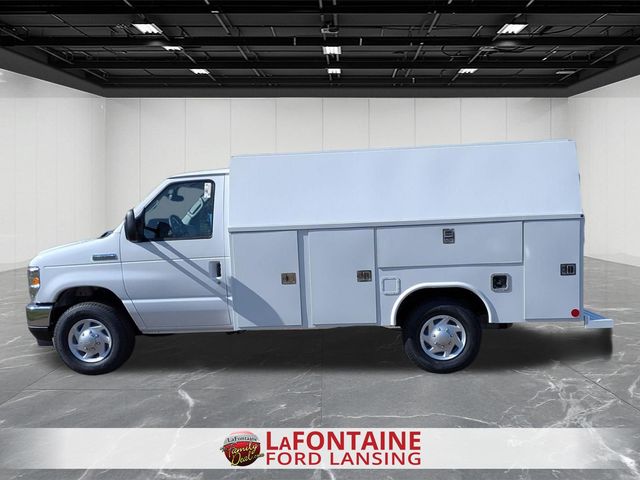 New 2027 Ford E-350 - photo 5