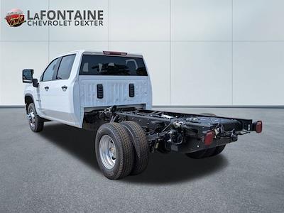 2025 Chevrolet Silverado 3500 Crew Cab DRW 4x4 Cab Chassis for sale #25CC1907 - photo 2