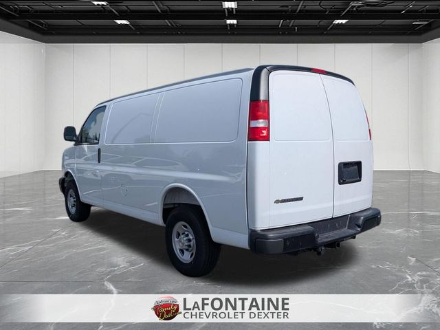New 2025 Chevrolet Express 3500 - photo 5