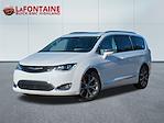 2017 Chrysler Pacifica FWD Minivan for sale #25G4047B - photo 1