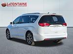 2017 Chrysler Pacifica FWD Minivan for sale #25G4047B - photo 2