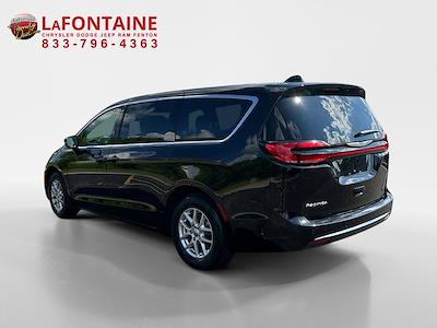2025 Chrysler Pacifica FWD Minivan for sale #5G109S - photo 2