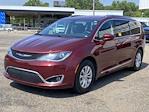 2018 Chrysler Pacifica FWD Minivan for sale #25L0589A - photo 1