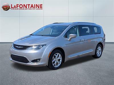 2017 Chrysler Pacifica FWD Minivan for sale #26L0161A - photo 1
