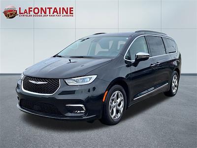 2023 Chrysler Pacifica FWD Minivan for sale #5L410P - photo 1