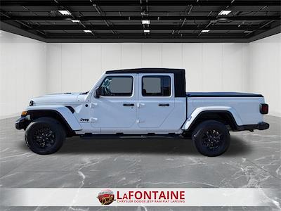 2022 Jeep Gladiator Crew Cab 4WD Pickup for sale #5L839N - photo 1
