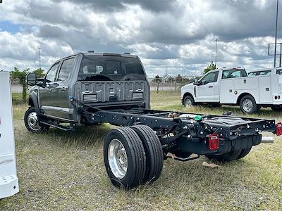 2025 Ford F-450 Crew Cab DRW 4x4 Cab Chassis for sale #575491 - photo 2