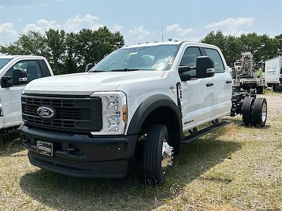 2025 Ford F-550 Crew Cab DRW 4x4 Cab Chassis for sale #575568 - photo 1