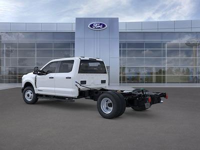 2025 Ford F-350 Crew Cab DRW 4x4 Cab Chassis for sale #575752 - photo 2