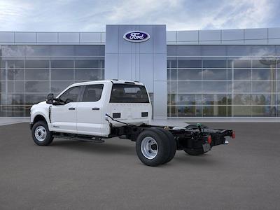 2025 Ford F-350 Crew Cab DRW 4x4 Cab Chassis for sale #575791 - photo 2