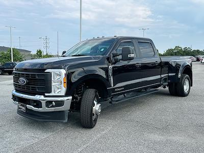 Used 2024 Ford F-350 - photo 1