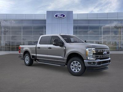 New 2025 Ford F-350 XLT Crew Cab 4x4 SRW Pickup for sale #575939 - photo 1