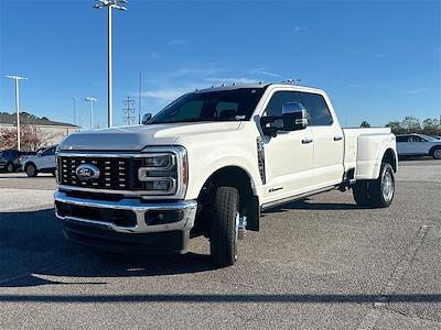 2025 Ford F-350 Crew Cab DRW 4WD Pickup for sale #576386A - photo 2