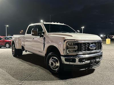 Used 2023 Ford F-350 Lariat Crew Cab for sale #576386B - photo 1