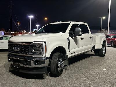Used 2023 Ford F-350 Lariat Crew Cab for sale #576386B - photo 2