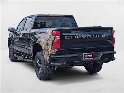 New 2025 Chevrolet Silverado 1500 Custom Crew Cab 4x4 Pickup for sale #SG223170 - photo 2