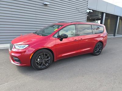 2025 Chrysler Pacifica FWD Minivan for sale #25F1099A - photo 1