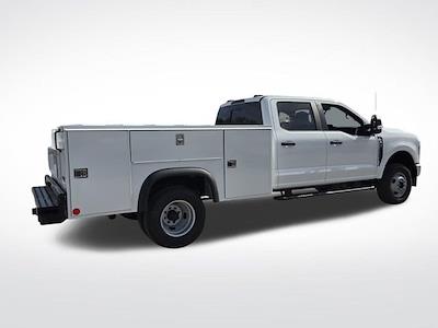 2026 Ford F-350 Crew Cab DRW 4WD Cab Chassis for sale #26F106 - photo 2