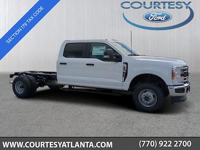 2025 Ford F-350 Crew Cab DRW 4x4 Cab Chassis for sale #25T811 - photo 1