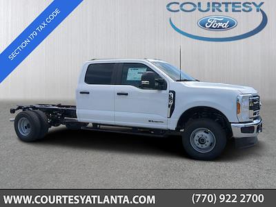 New 2025 Ford F-350 XL Crew Cab 4x4 Cab Chassis for sale #25T843 - photo 1
